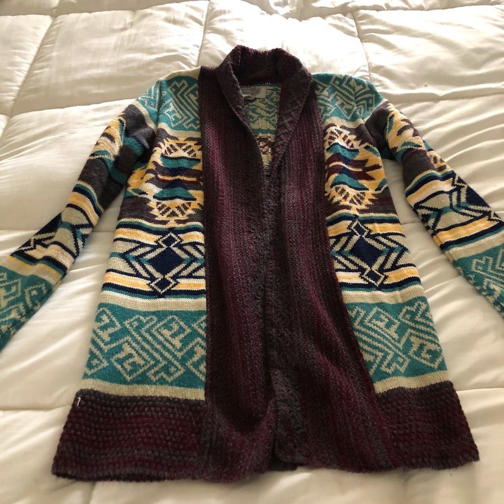Sweater/Cardigan
